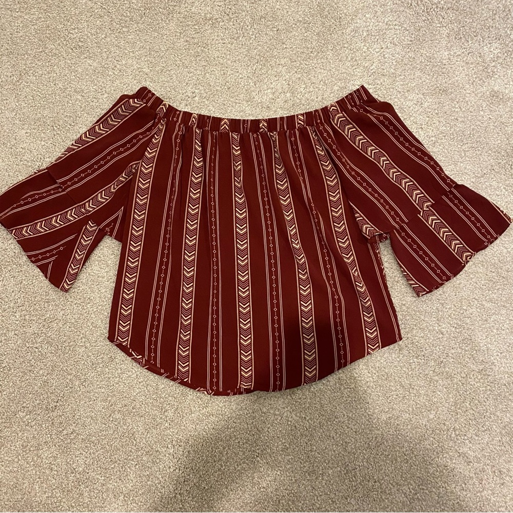 Blu Pepper Cranberry Patterned Off-The-Shoulder Blouse Size Small